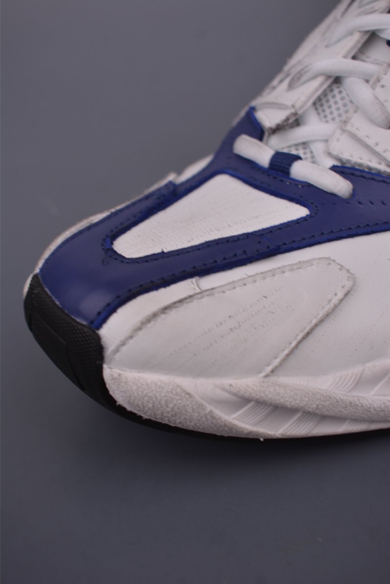 Balenciaga 16 view
