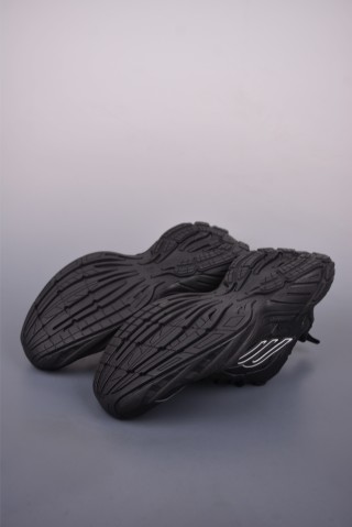 Balenciaga 16 view 3
