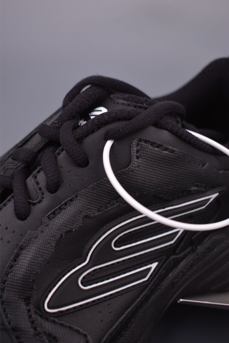 Balenciaga 16 view