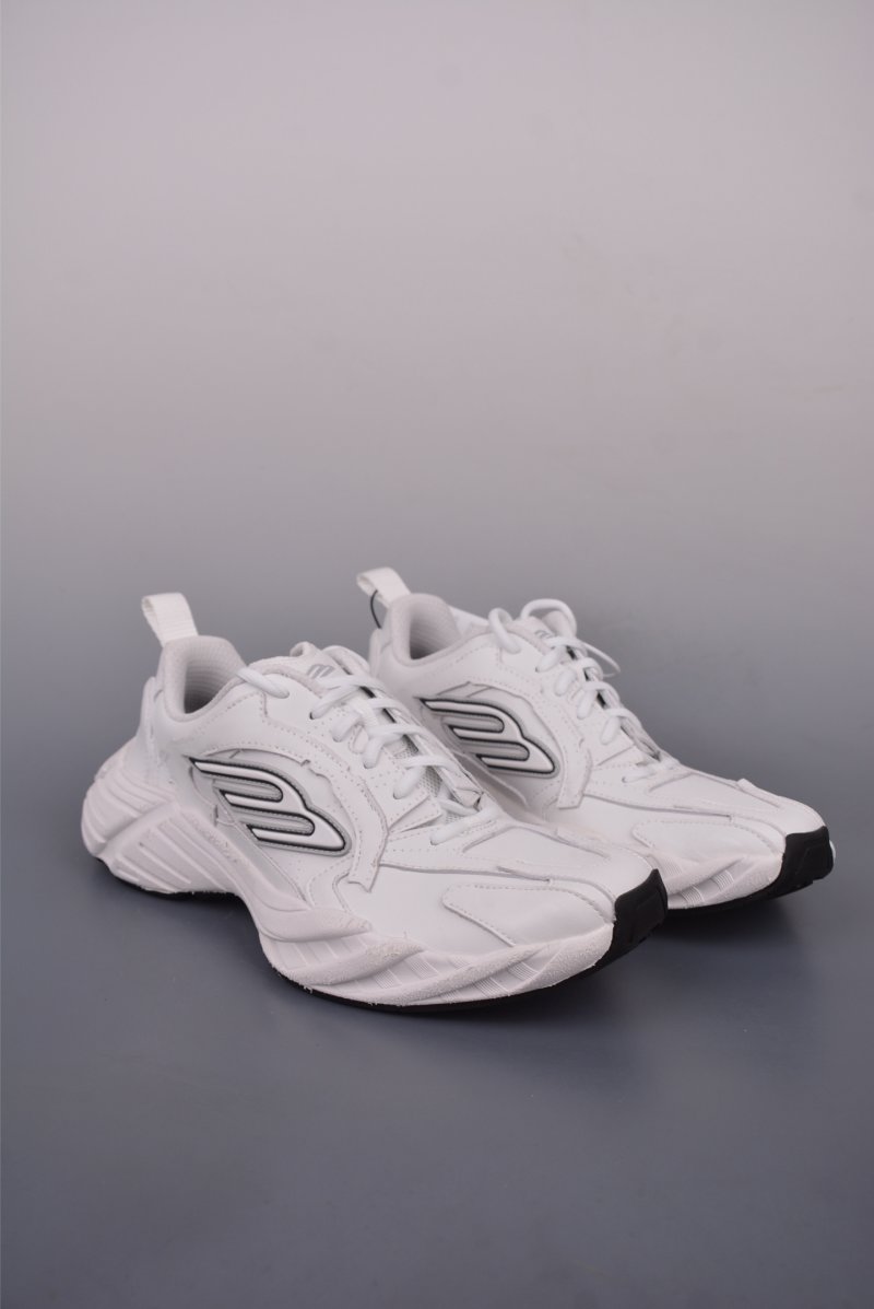 Balenciaga 16
