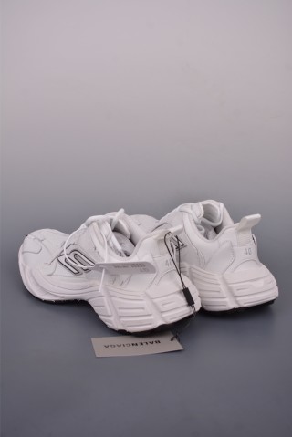Balenciaga 16 view 2