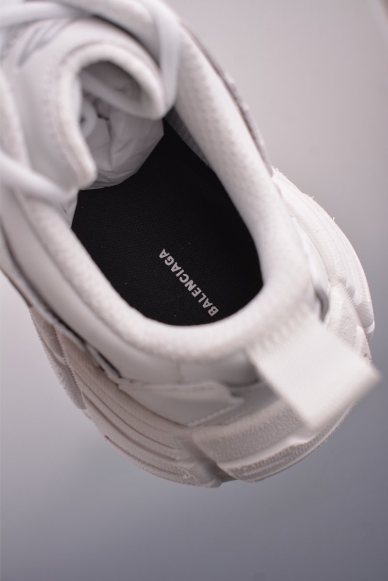 Balenciaga 16 view