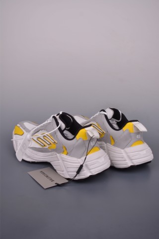 Balenciaga 16 view 2