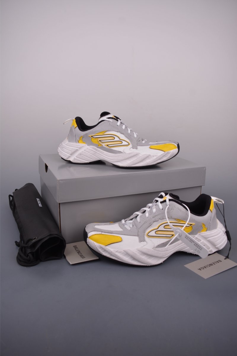 Balenciaga 16 view