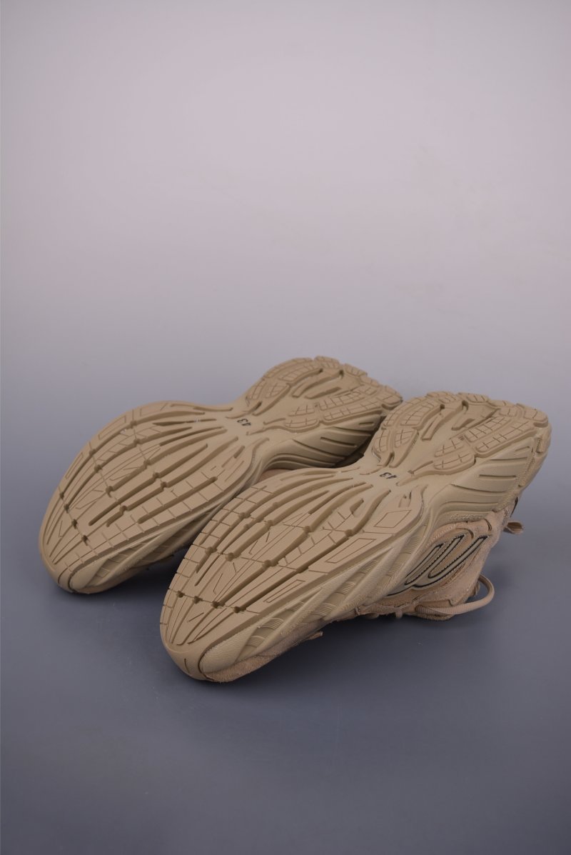 Balenciaga 16 view