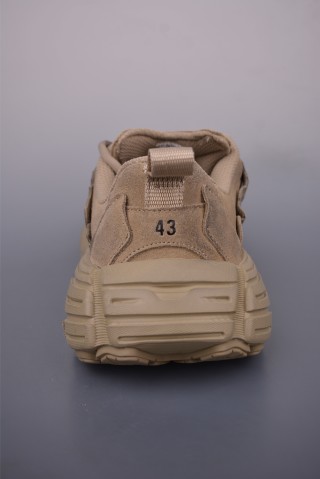 Balenciaga 16 view 4