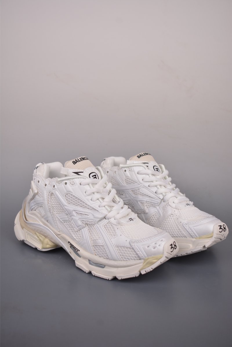 Balenciaga Runner