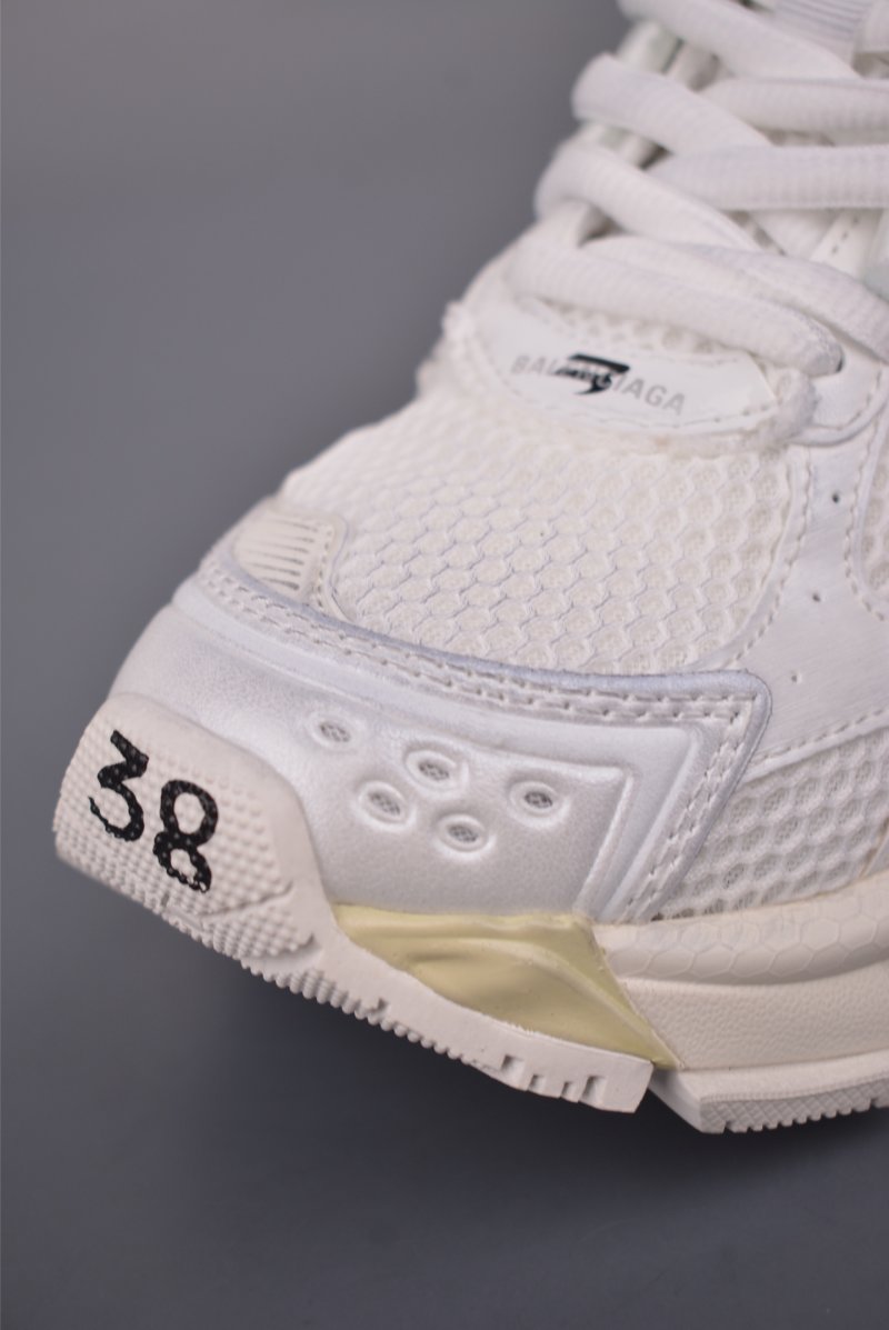 Balenciaga Runner view