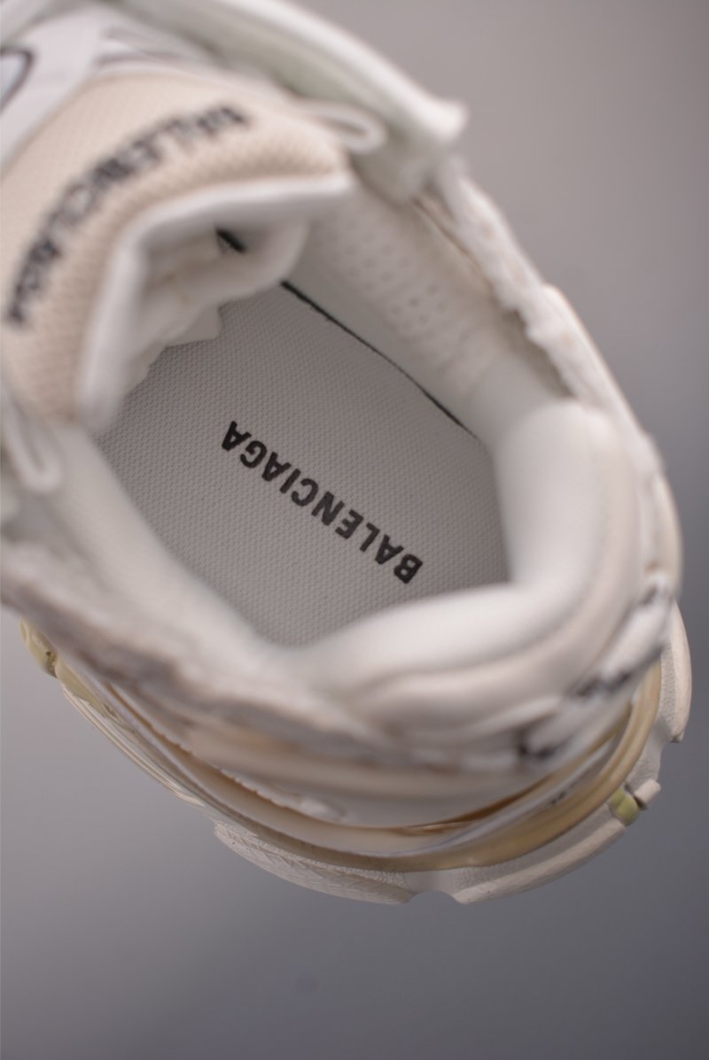 Balenciaga Runner view