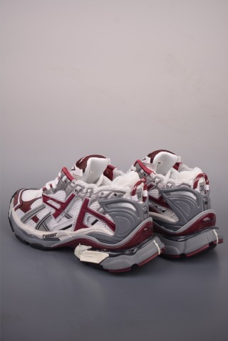 Balenciaga Runner view 2