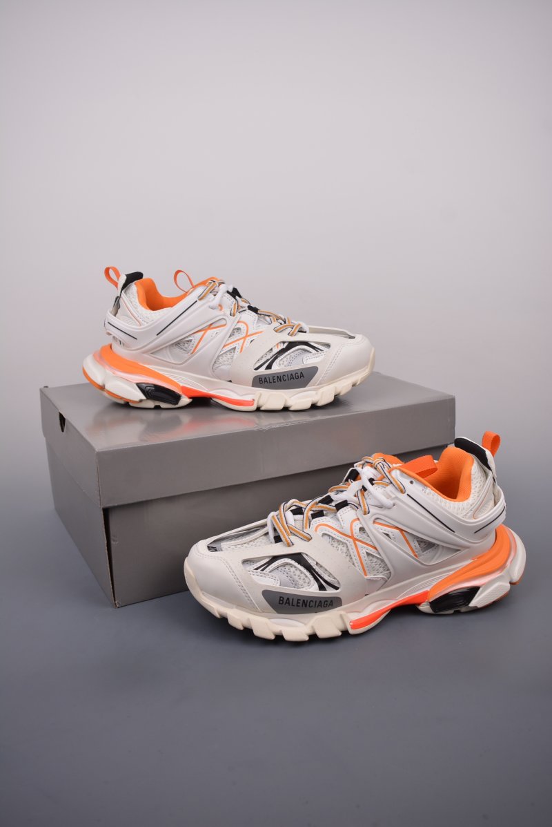 Balenciaga Sneaker Tess 3.0 'Red' view