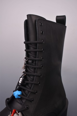 Balenciaga Stomper 'Black' view 7