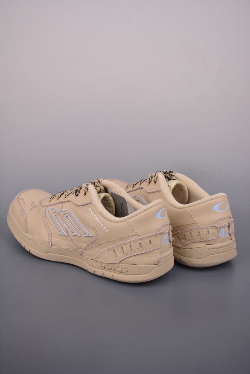 Balenciaga 16 view