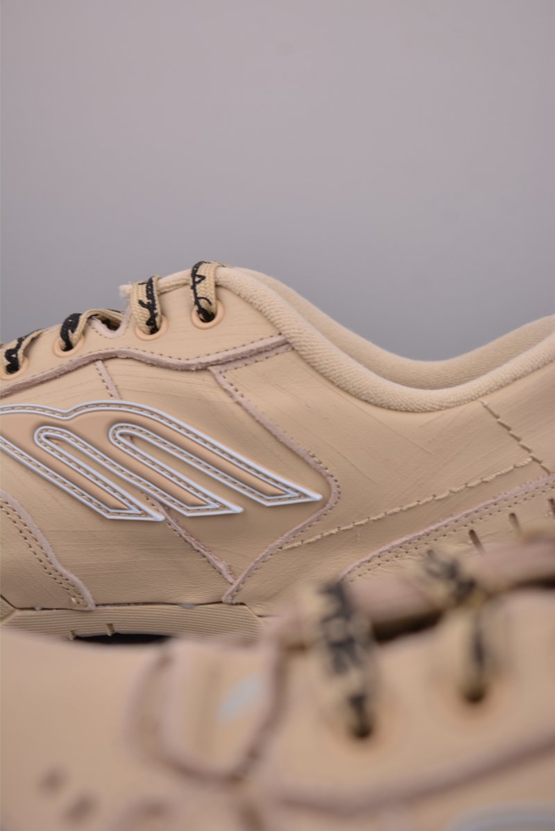 Balenciaga 16 view