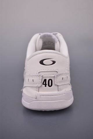Balenciaga 16 view 4