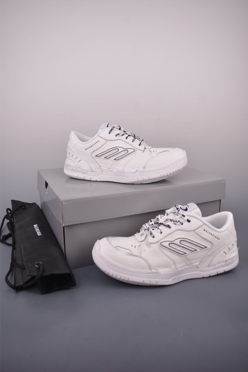 Balenciaga 16 view