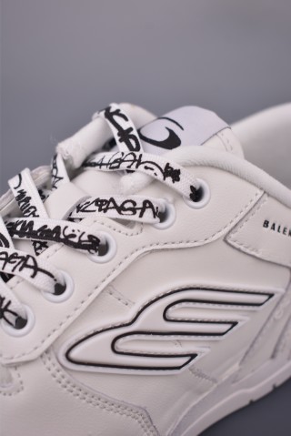 Balenciaga 16 view 7