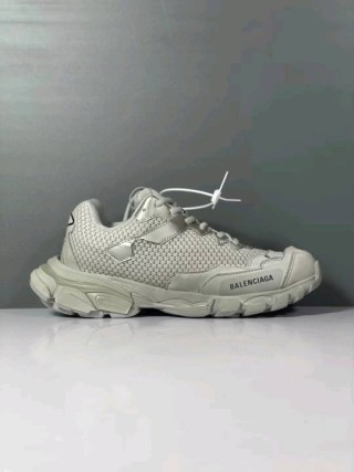 Balenciaga Track 3.5 view 5