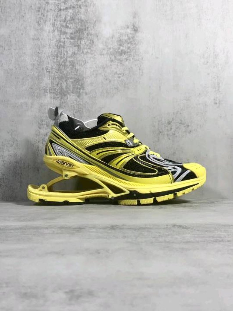 Balenciaga Track 6.0 view