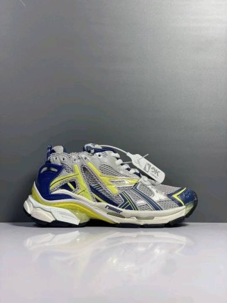 Balenciaga Track 7.0 view 3