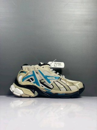 Balenciaga Track 7.0 view 8