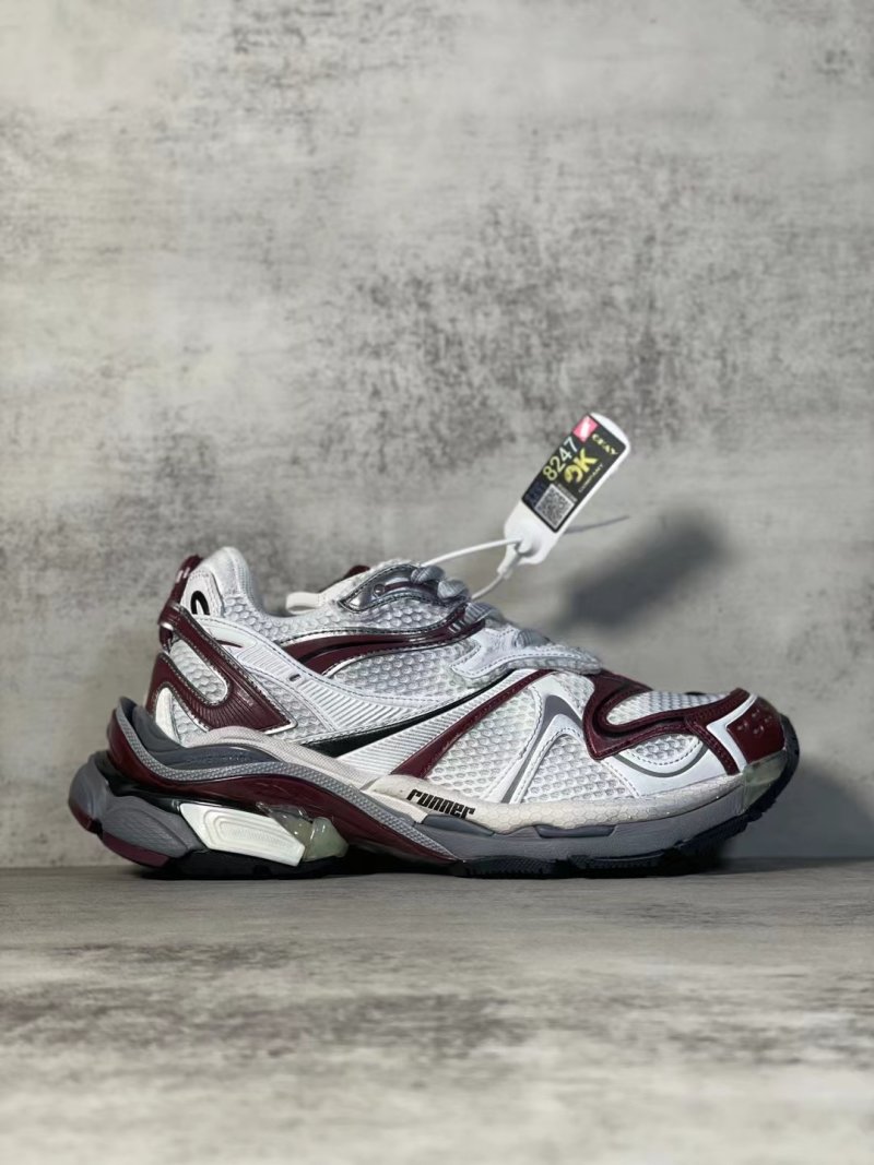 Balenciaga Track 7.5 view