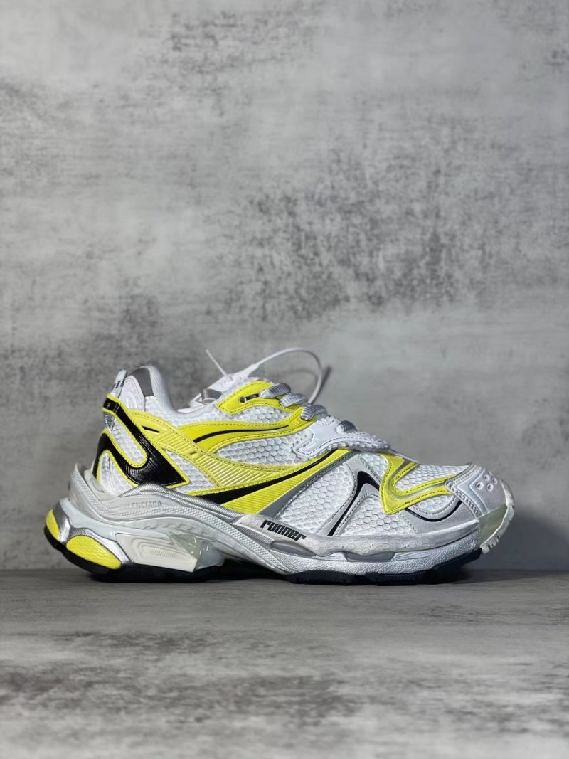 Balenciaga Track 7.5 view