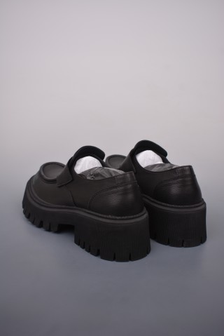 Balenciaga Tractor view 2