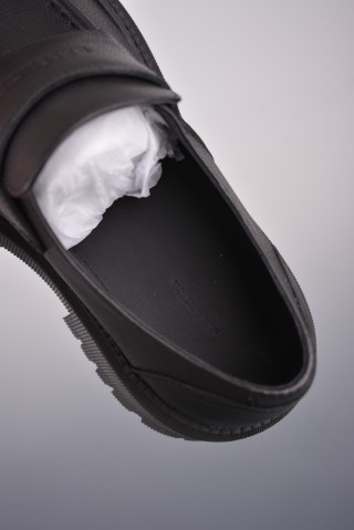 Balenciaga Tractor view 9