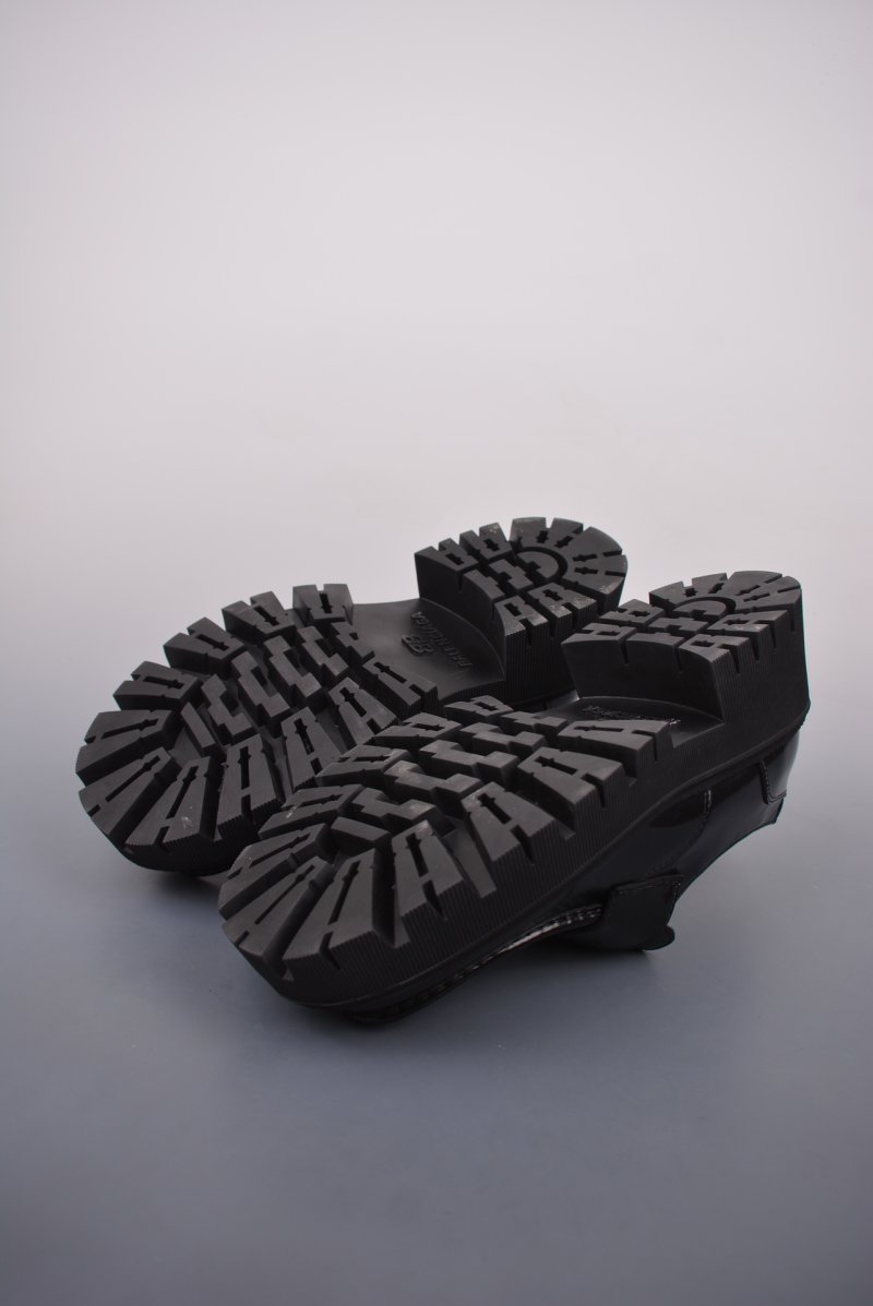 Balenciaga Tractor view