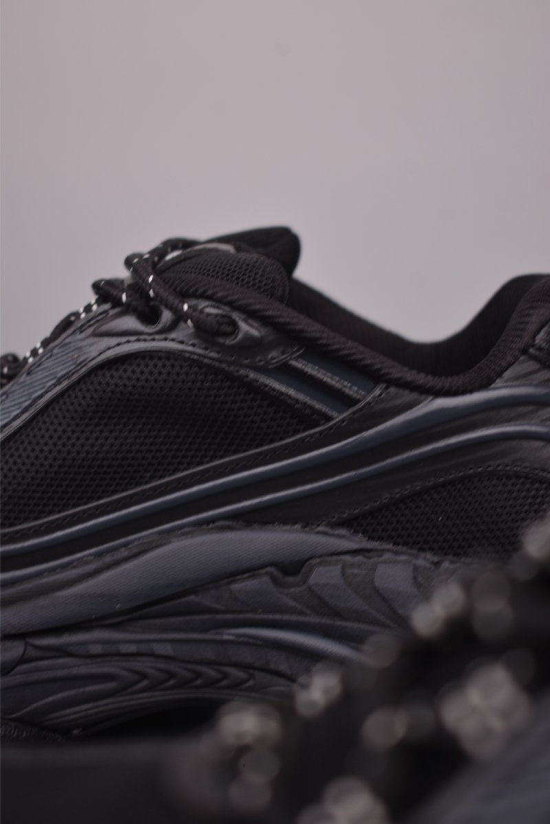 Balenciaga Triple S 2 view