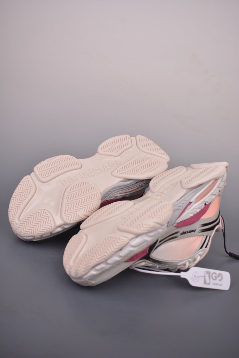 Balenciaga Triple S 2 view