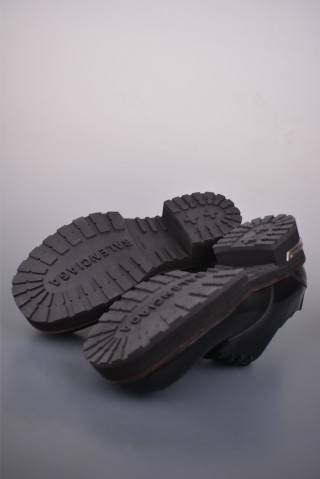 Balenciaga Venom Derby 'Gold' view 3