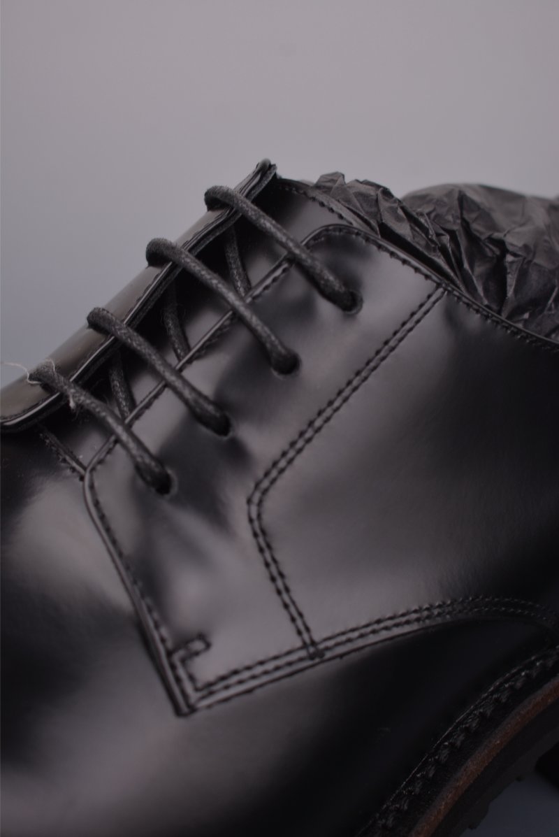 Balenciaga Venom Derby 'Gold' view