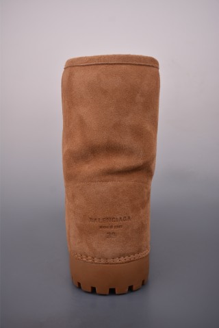 Balenciaga FW24 Skiwear view 4