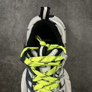 Balenciaga 3XL Track view 8