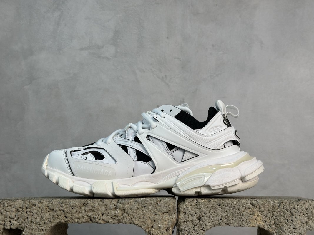 Balenciaga Track