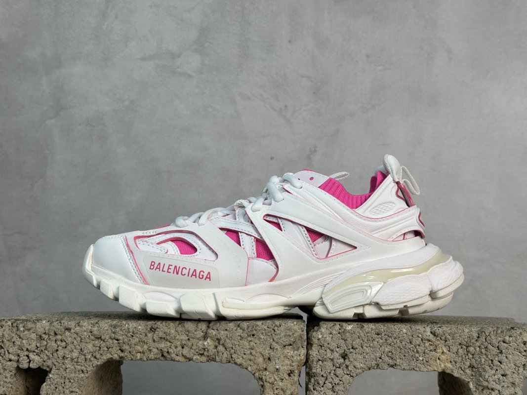 Balenciaga Track view