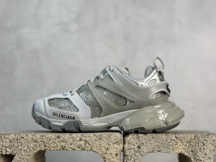 Balenciaga Track view 3