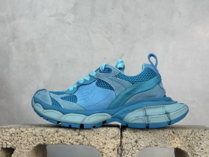 Balenciaga Track view 5