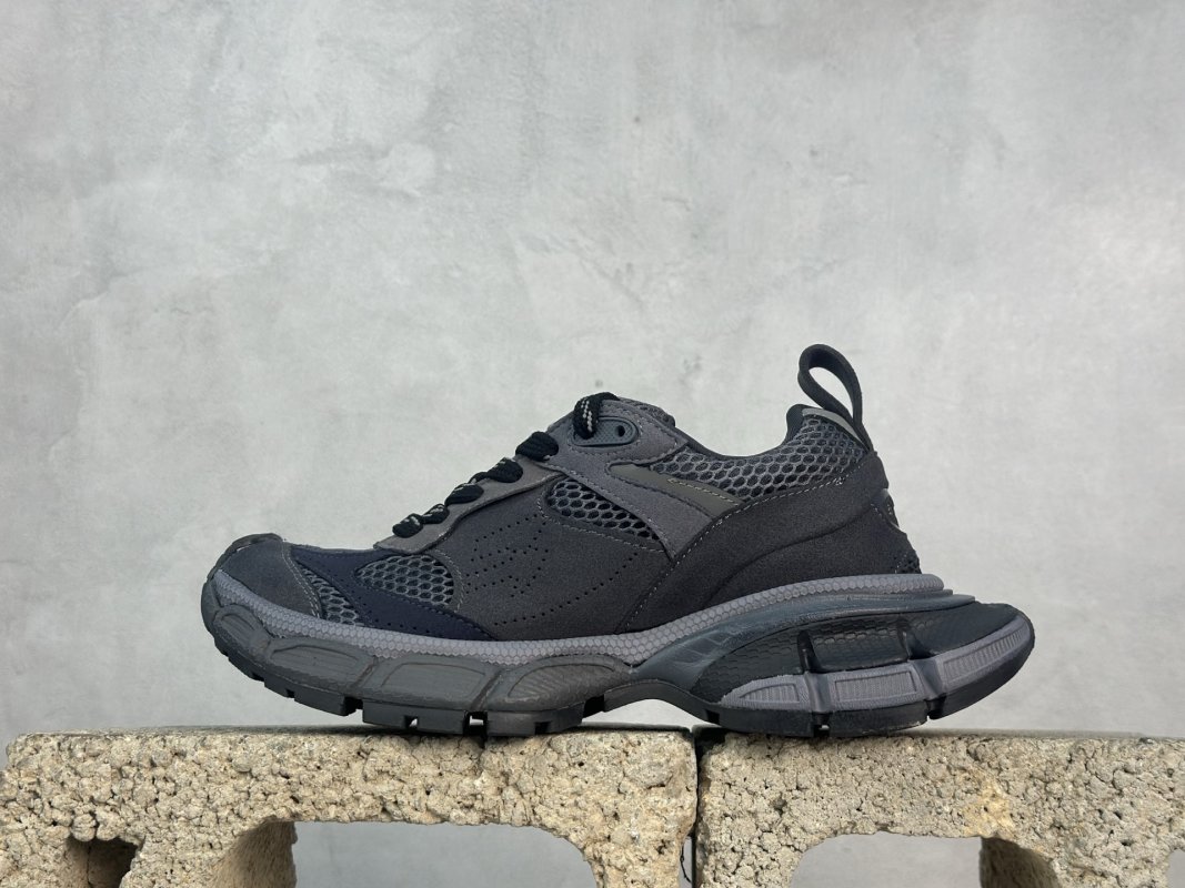 Balenciaga Track view