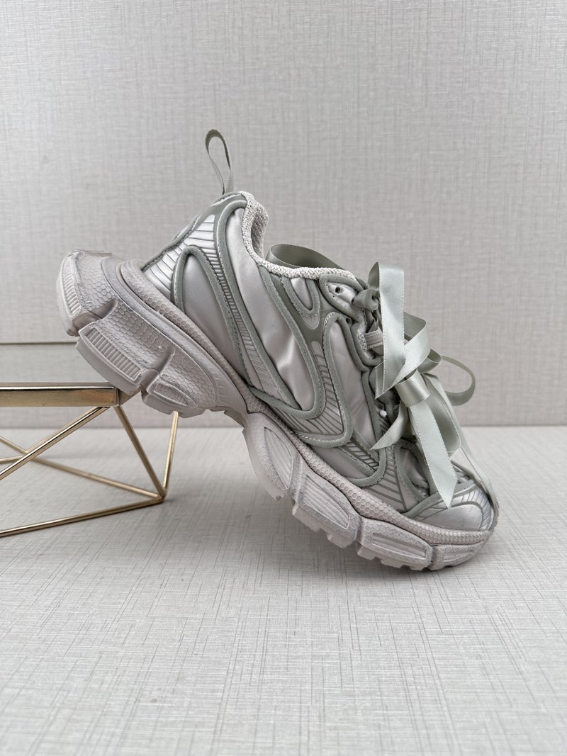 Balenciaga 3XL Satin Bows view