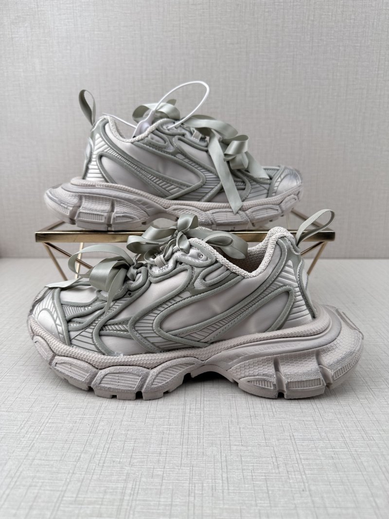 Balenciaga 3XL Satin Bows view