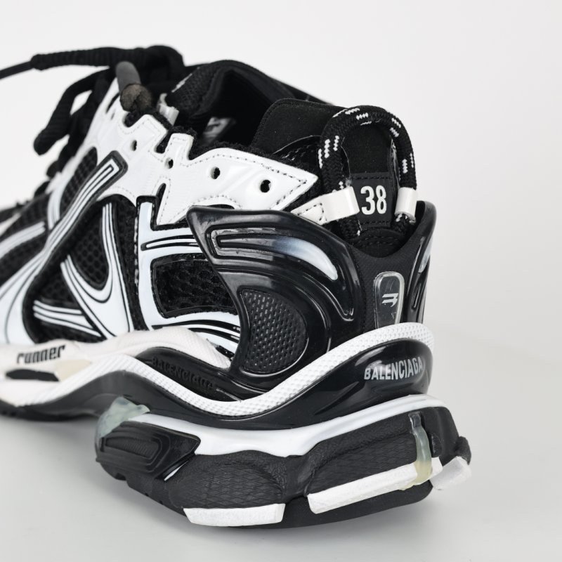 Balenciaga S Runner view