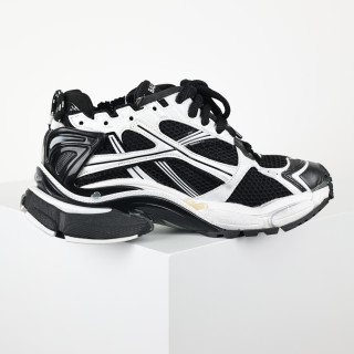 Balenciaga S Runner view 7