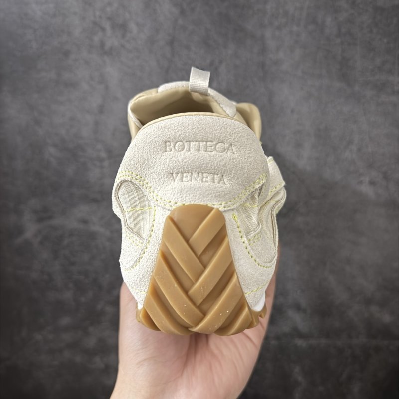 Bottega Veneta Orbit Flash view