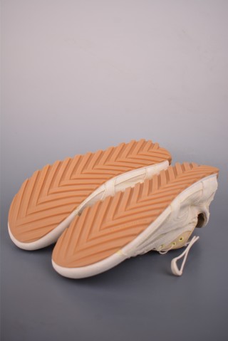 Bottega Veneta Orbit Runner view 3