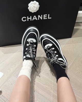 Chanel 2025C Platform Sneaker view 1