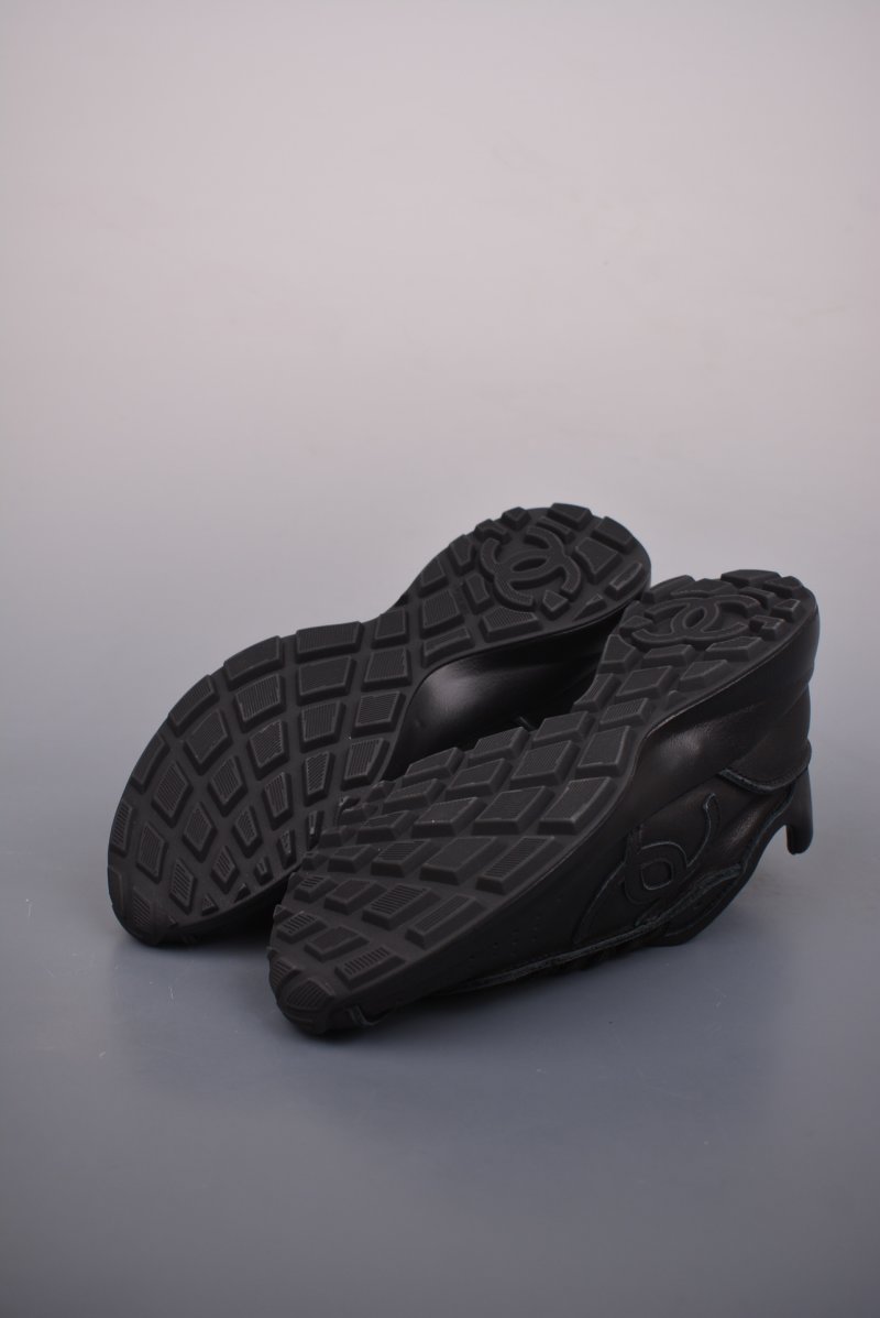 Chanel 2025C Platform Sneaker 'Multicolor' view