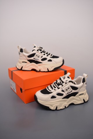 Chanel Platform Sneaker 'Red' view 5